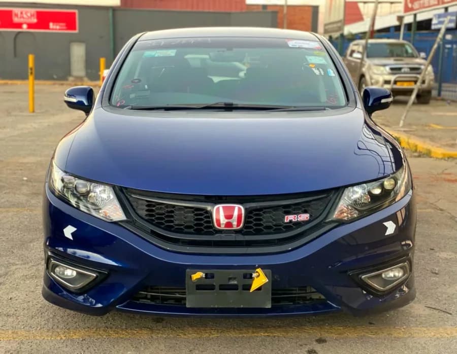 2016 Honda Jade RS — sporty, fuel-efficient family transport