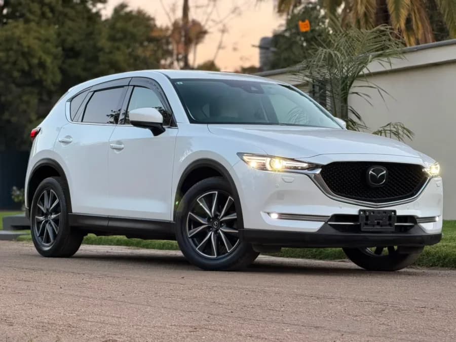 2018 Mazda CX-5 Skyactiv-D Turbodiesel with Leather Interior