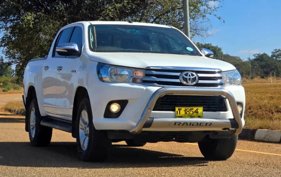 2017 Toyota Hilux GD6 Raider 2.8 Turbodiesel Automatic