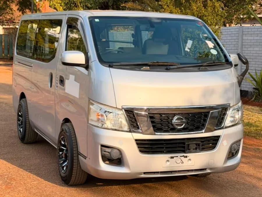 2017 Nissan NV350 Caravan 2.0 Petrol Automatic