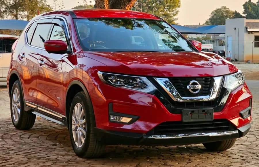 2019 Nissan X-Trail Hybrid 2.0L – Automatic, Leather, Parking Sensors