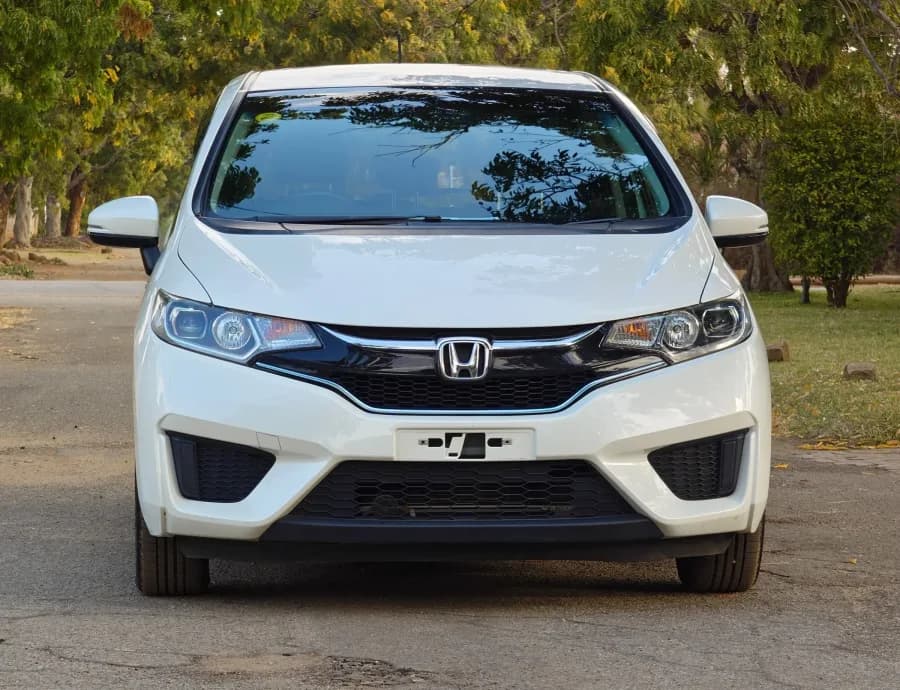 2016 Honda Fit Hybrid 1.5L – 63,000 km, Automatic